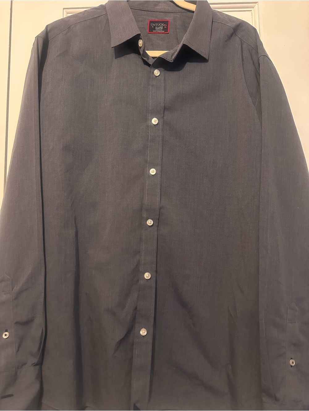 UNTUCKit Men's Dark Charcoal Button-Down Dress Shirt